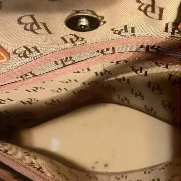 Dooney and Bourke classic leather canvas shoulder all over print tote handbag - Picture 6 of 8